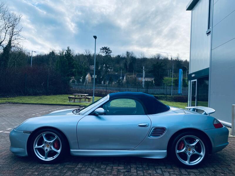 PORSCHE BOXSTER