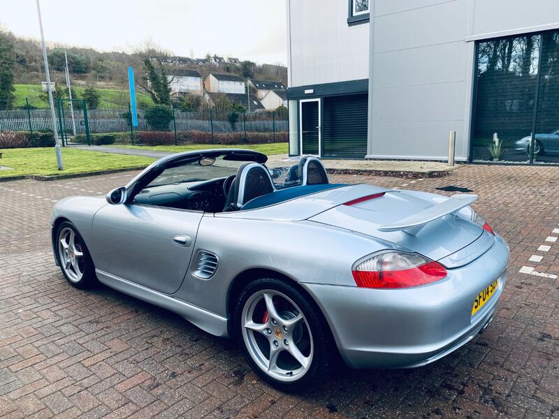 PORSCHE BOXSTER