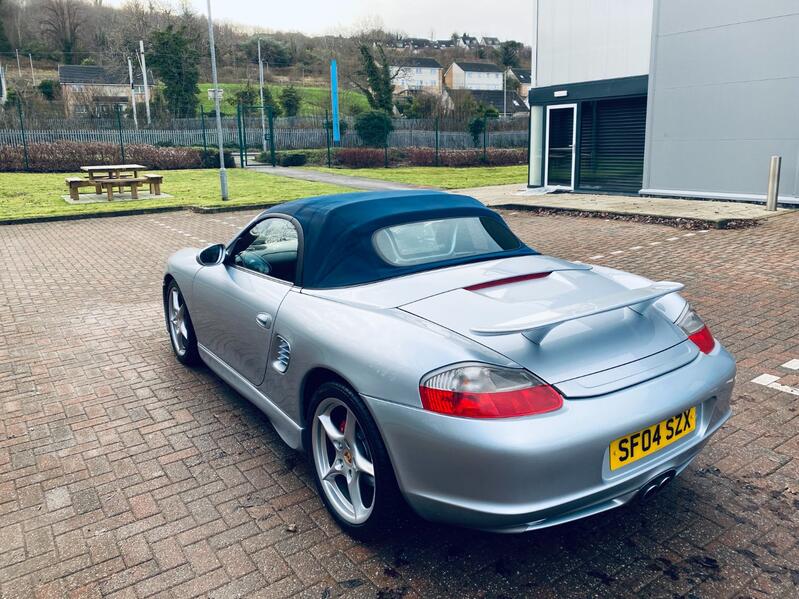 PORSCHE BOXSTER