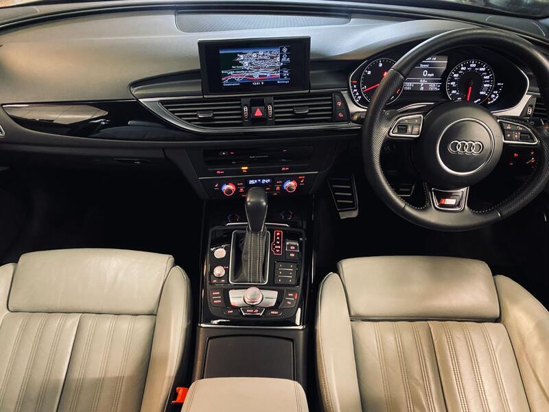 View AUDI A6 2.0 TDI Ultra Black Edition