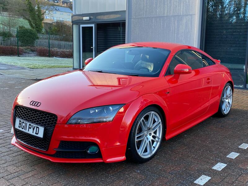 AUDI TT