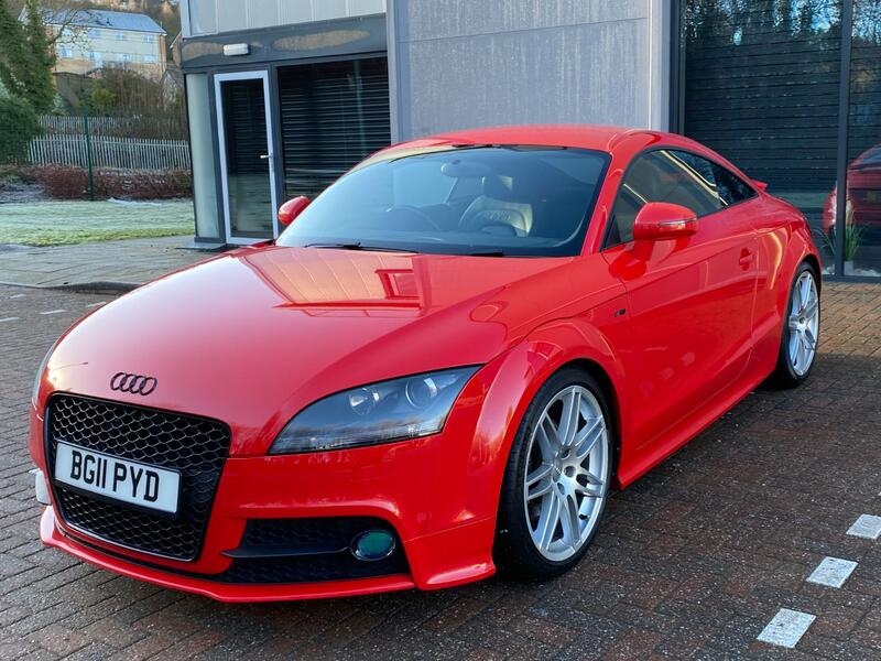 View AUDI TT Quattro 2.0 TFSI S line 