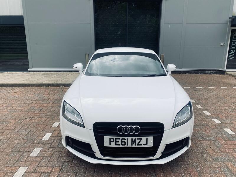 AUDI TT