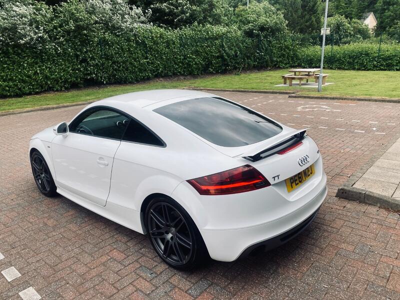 AUDI TT