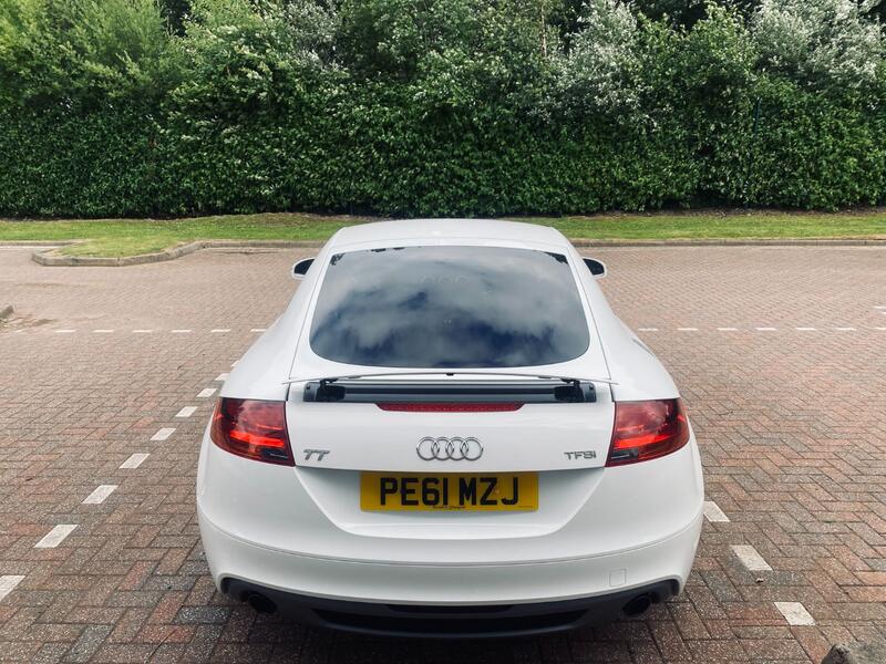 AUDI TT