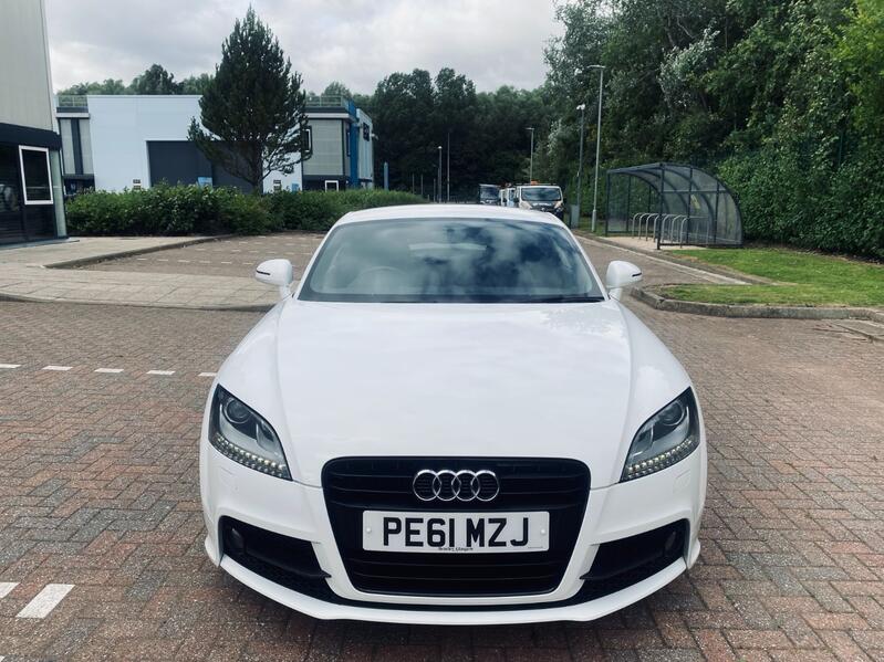 AUDI TT