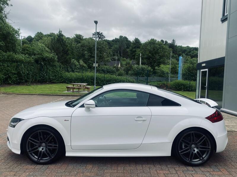 AUDI TT
