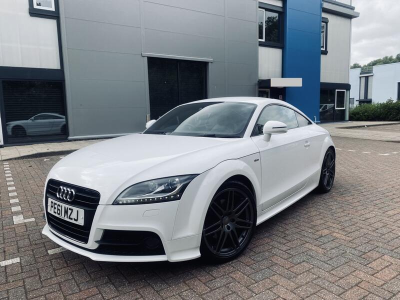 AUDI TT