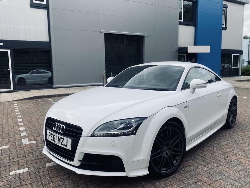 AUDI TT