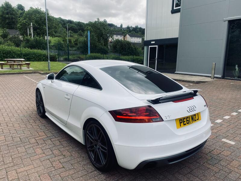 AUDI TT