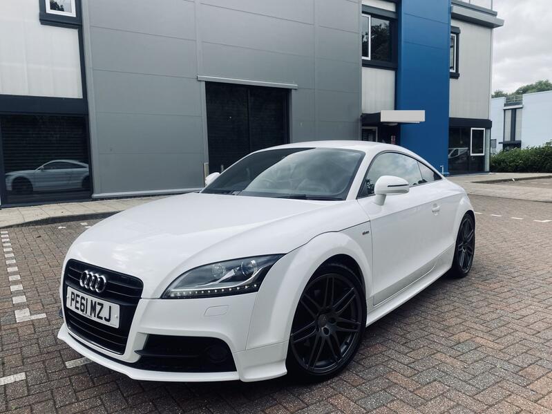 AUDI TT