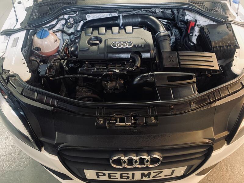 AUDI TT