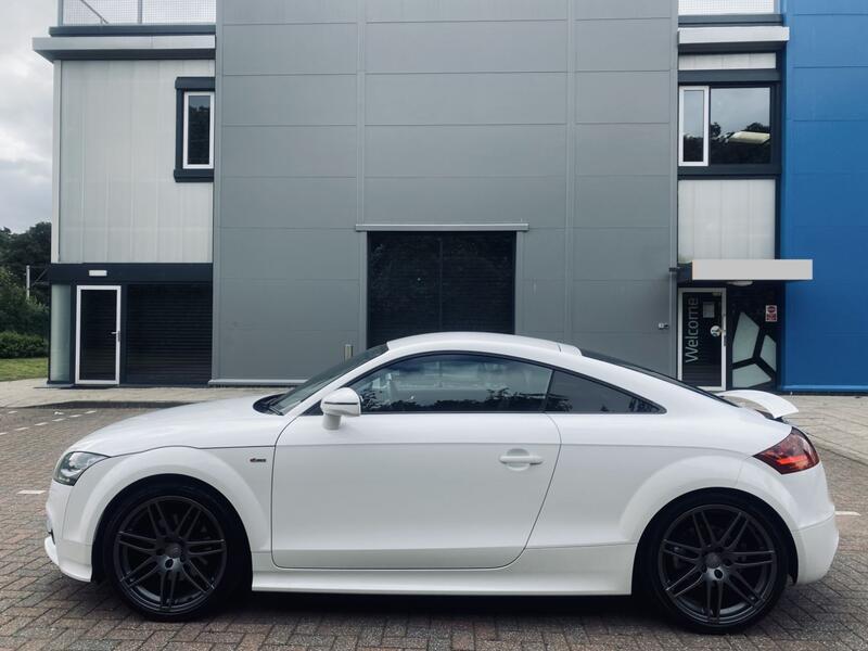 AUDI TT