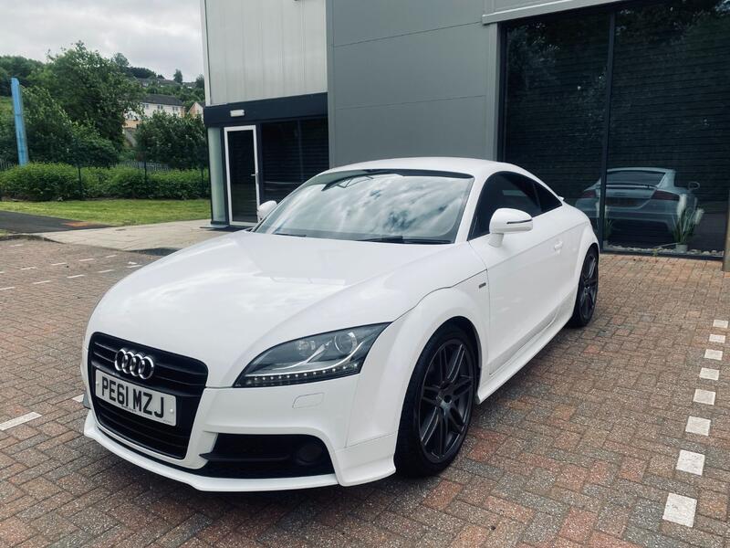 View AUDI TT 2.0 TFSI BLACK EDITION 
