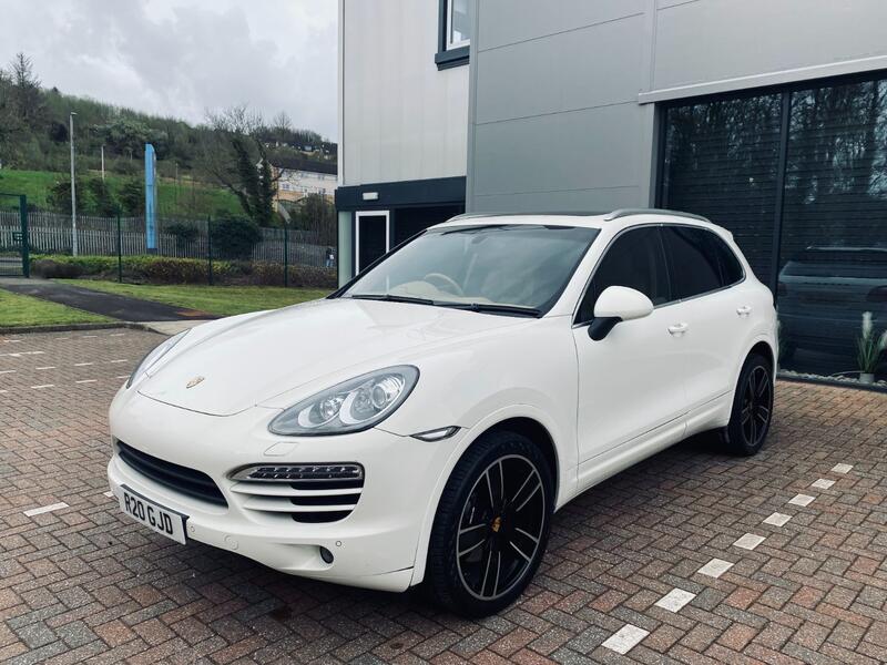 PORSCHE CAYENNE 3.0 TD V6 