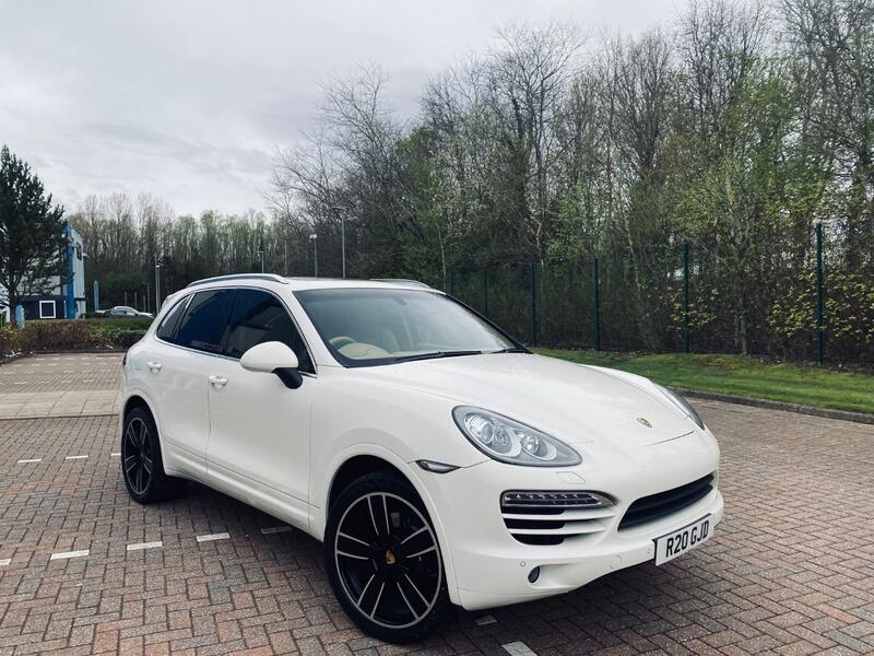 PORSCHE CAYENNE