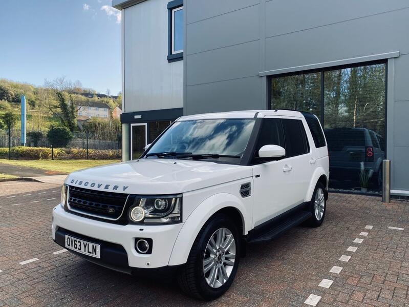 View LAND ROVER DISCOVERY 4 3.0 SD V6 HSE