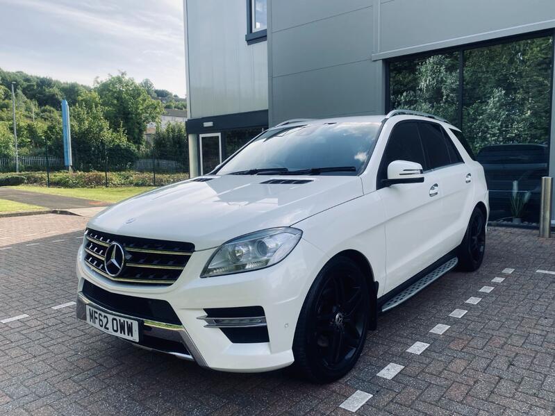 View MERCEDES-BENZ M CLASS 2.1 ML250 BlueTEC Sport