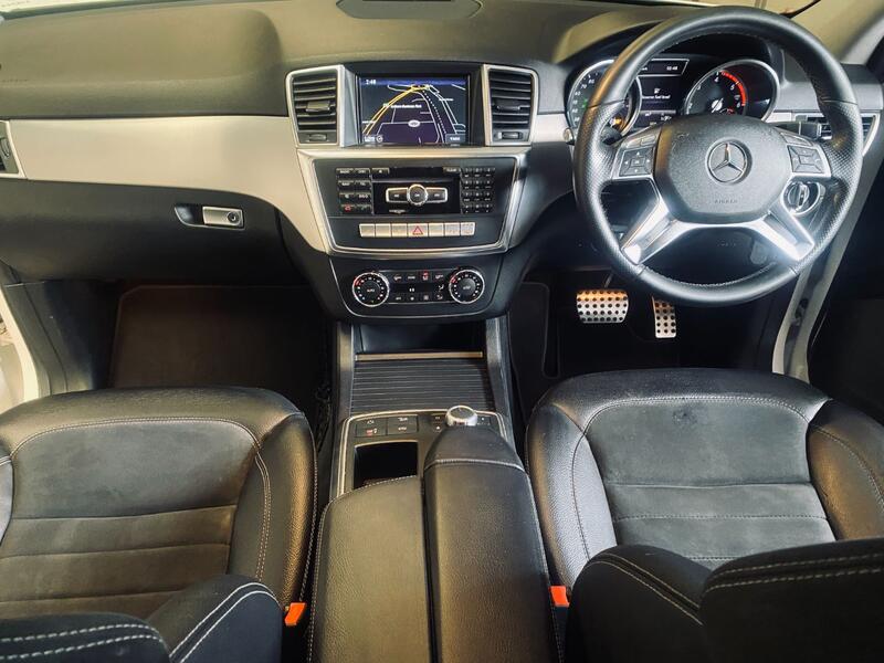 View MERCEDES-BENZ M CLASS 2.1 ML250 BlueTEC Sport