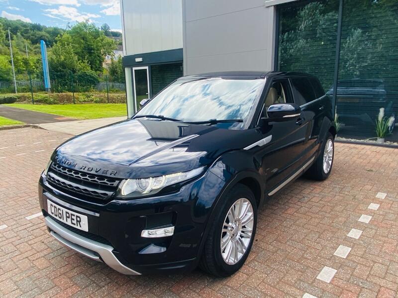 View LAND ROVER RANGE ROVER EVOQUE 2.2 SD4 Prestige