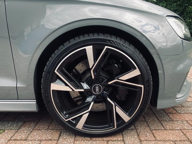 AUDI RS3