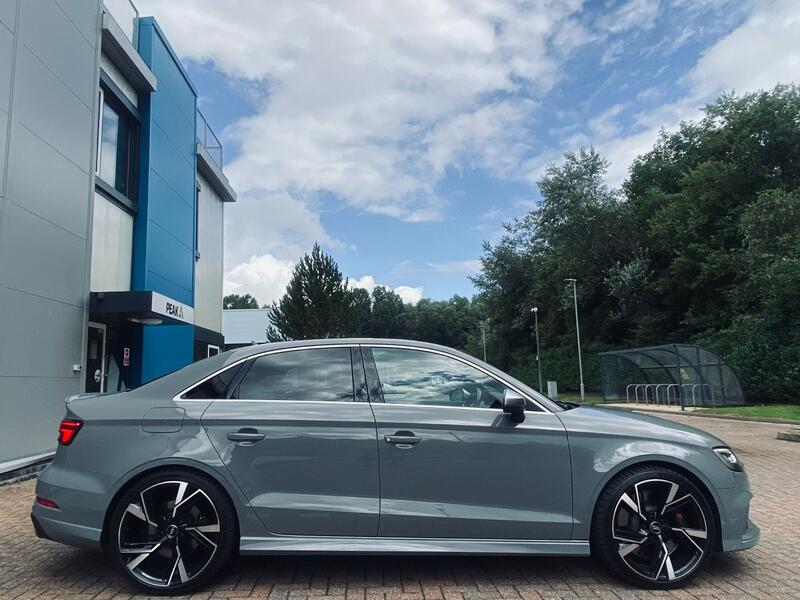 AUDI RS3