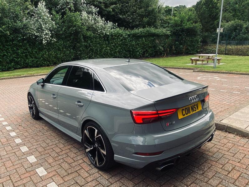 AUDI RS3