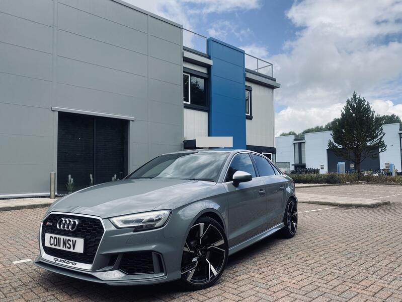 AUDI RS3