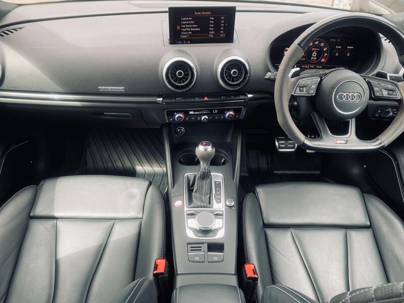 AUDI RS3