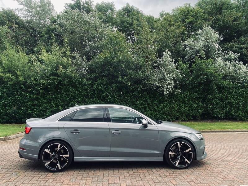 AUDI RS3