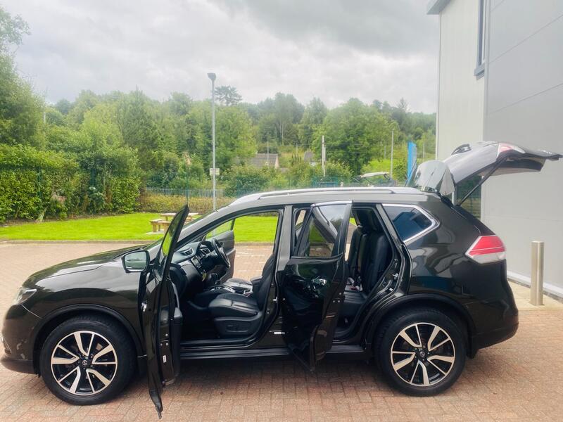 NISSAN X-TRAIL