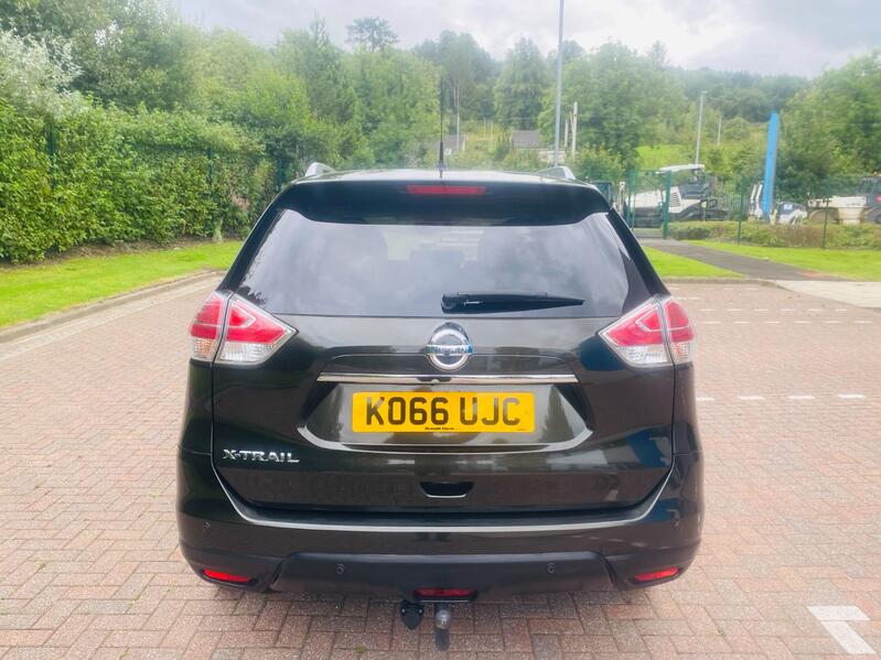 NISSAN X-TRAIL