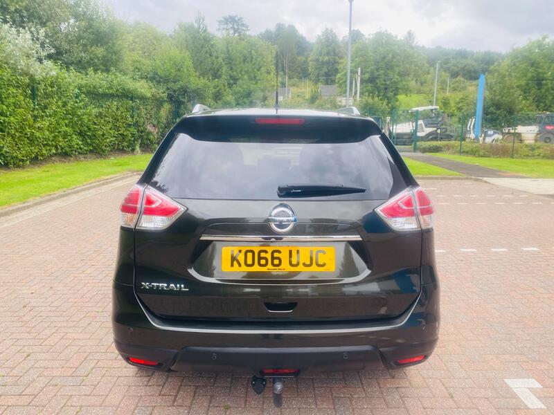 NISSAN X-TRAIL