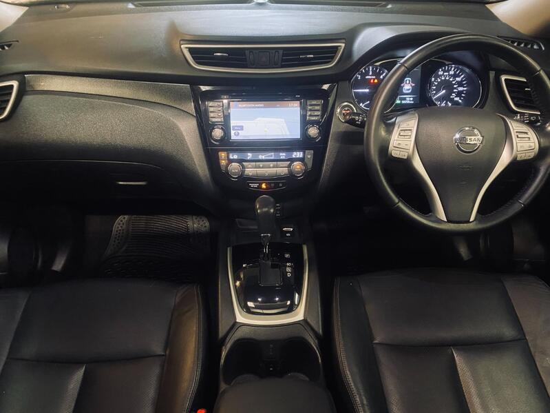 View NISSAN X-TRAIL 1.6 dCi Tekna