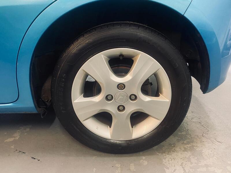 HONDA JAZZ