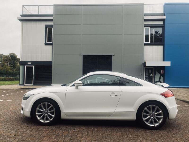 AUDI TT