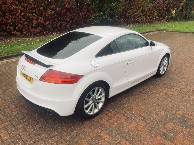 AUDI TT