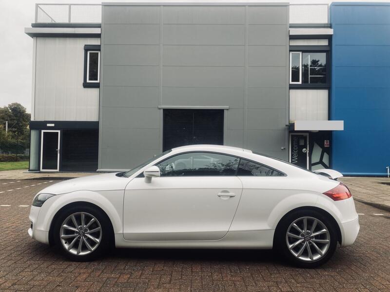 AUDI TT