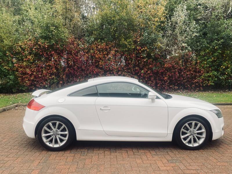 AUDI TT
