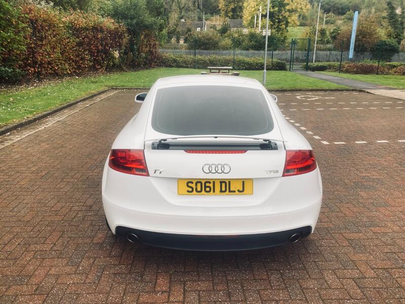 AUDI TT