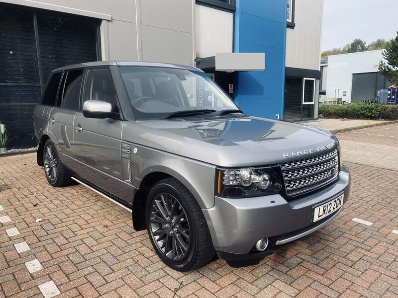 View LAND ROVER RANGE ROVER 4.4 TD V8 Westminster
