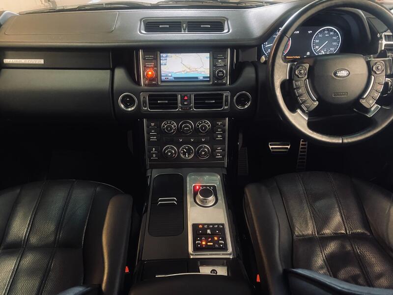 LAND ROVER RANGE ROVER