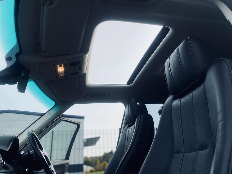 LAND ROVER RANGE ROVER