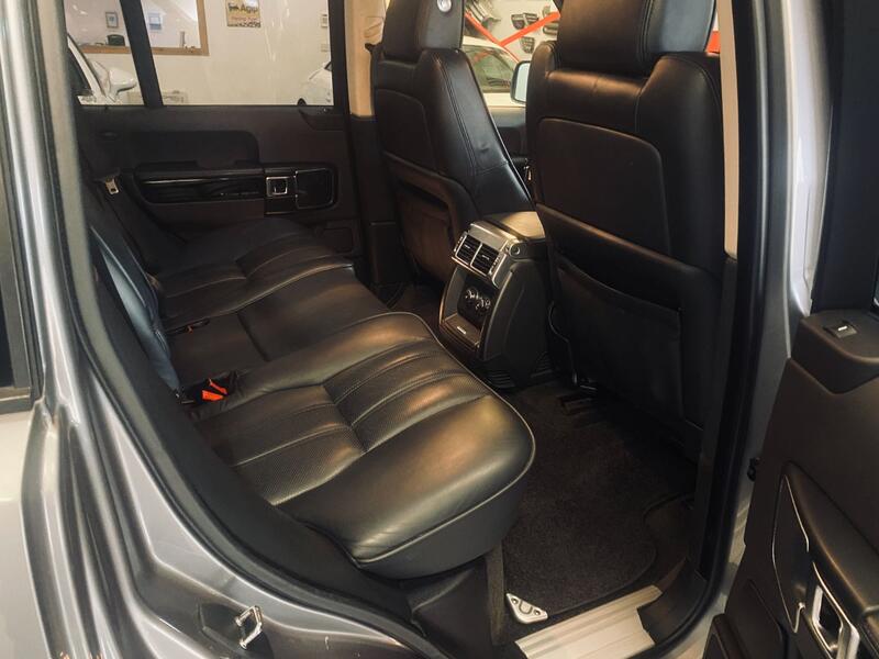 LAND ROVER RANGE ROVER