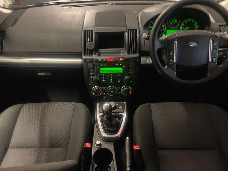 View LAND ROVER FREELANDER 2 2.2 TD4 GS