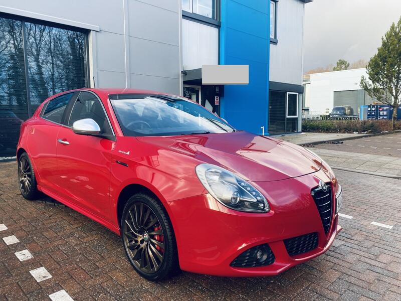 View ALFA ROMEO GIULIETTA 2.0 JTDM-2 Sportiva