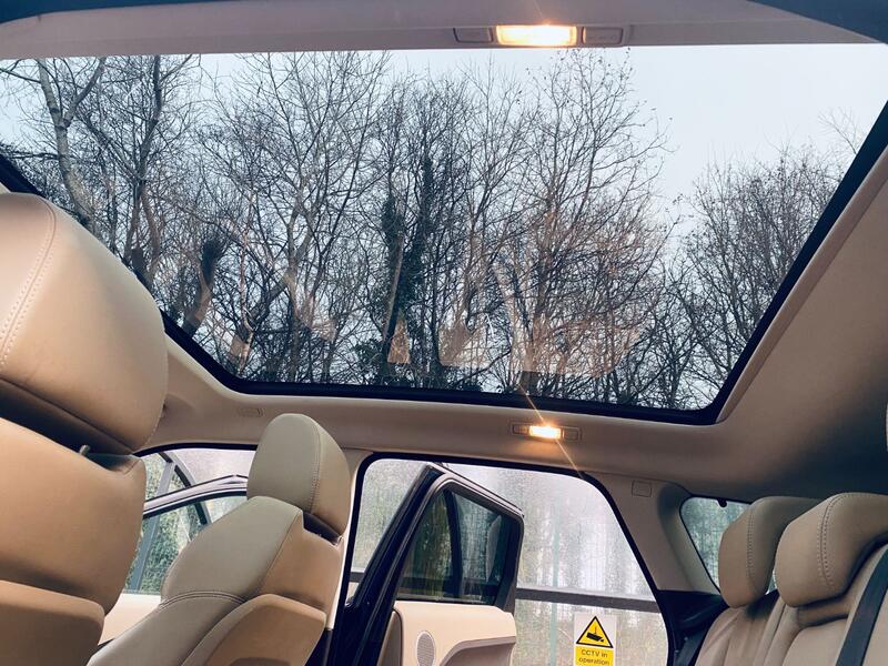 View LAND ROVER RANGE ROVER EVOQUE 2.2 SD4 Pure
