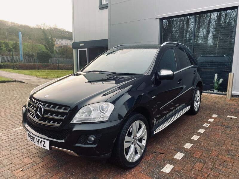 View MERCEDES-BENZ M CLASS 3.0 ML300 CDI V6 BlueEfficiency Sport