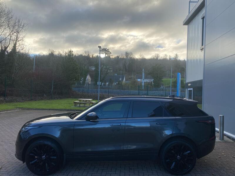 LAND ROVER RANGE ROVER VELAR