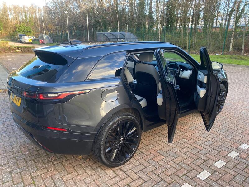 LAND ROVER RANGE ROVER VELAR